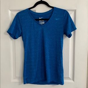 Women’s Nike dri fit shirt